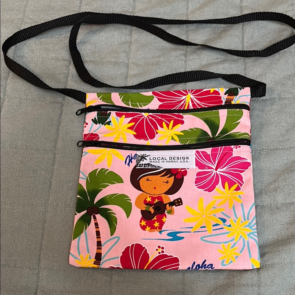 Hilo Hattie Floral Crossbody Bag